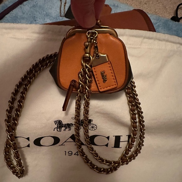 Coach Kisslock Pouch with Rexy and Carriage Print. Single Clasp  Brass Chain. - Picture 2 of 10